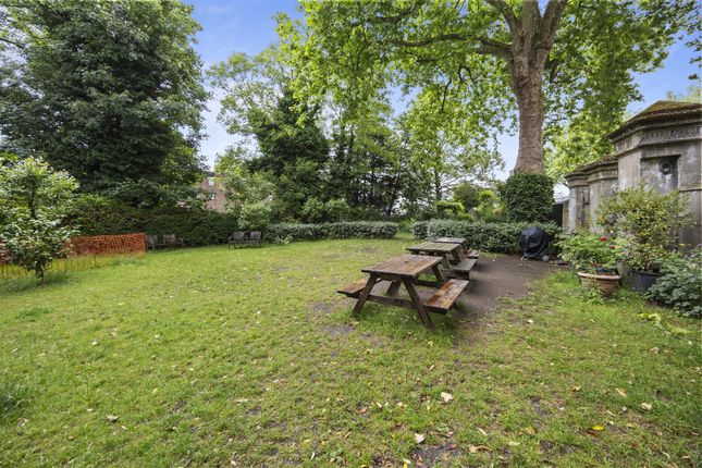 85, Darwin Court, Gloucester Avenue, London photo 3