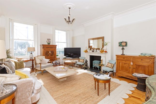 Flat 1, 16, Heene Terrace, Worthing photo 3