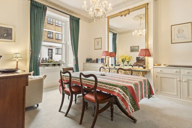 Flat B, 25, Moreton Place, London photo 3