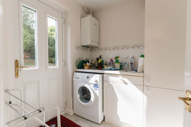 28 Elizabeth Way, Oakham photo 4
