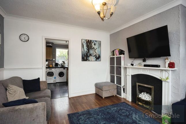 30, Warden Road, Coventry photo 2