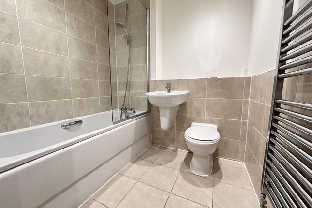 Flat for sale in Ralli Courts, New Bailey Street, Salford