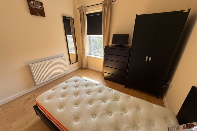Room 2 21 Layton Avenue, Mansfield photo 5
