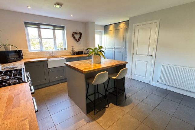 17, Woodpecker Way, Tavistock photo 4