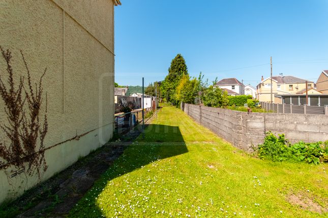 4 Nant y Mynydd, Glannant, Swansea photo 3