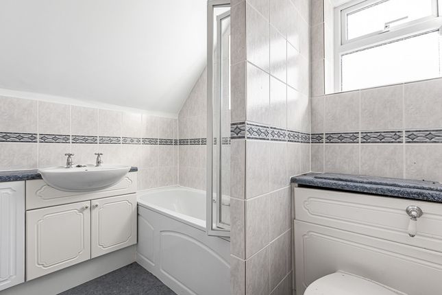 42, Eastfields, Blewbury photo 4