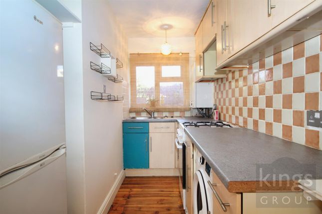10 Willow House, Berwick Close, Waltham Cross photo 4
