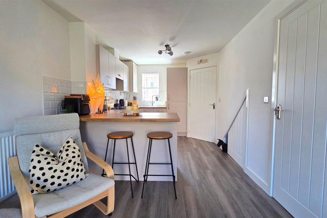 95, Bellamy Drive, Bradwell photo 4