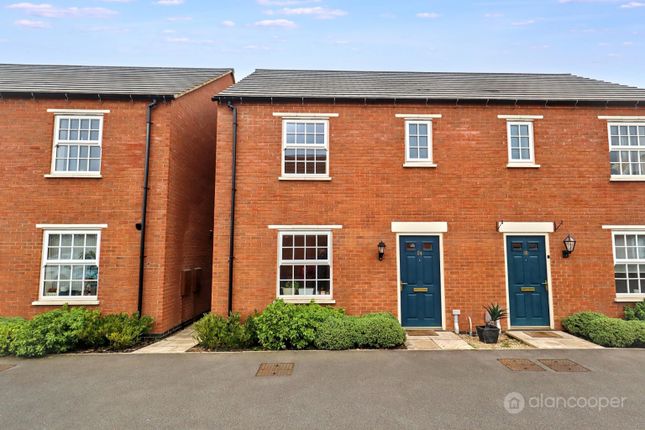 3-bed house on 54 Russett Avenue, Nuneaton, Warwickshire, £260,000