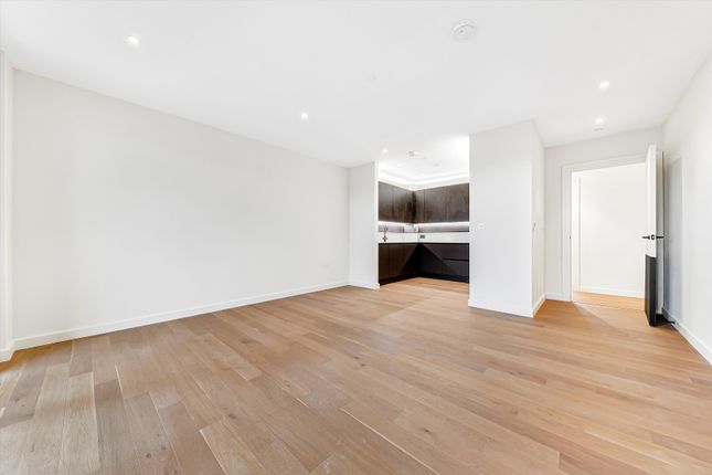 Flat to rent in The Clay Yard, West Hampstead