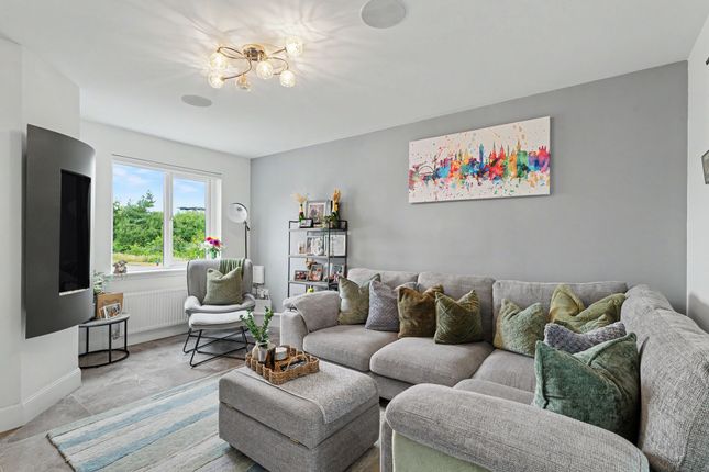 6 Kilchurn Grove, Glasgow photo 2