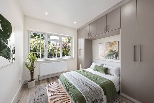28, High Park Road, Surrey photo 4