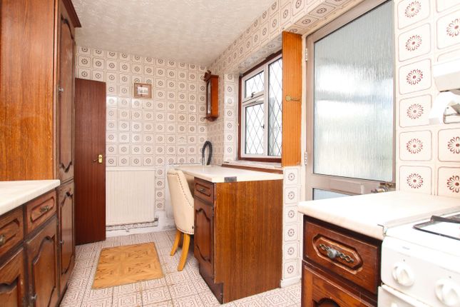 7, School Street, Llantrisant photo 5