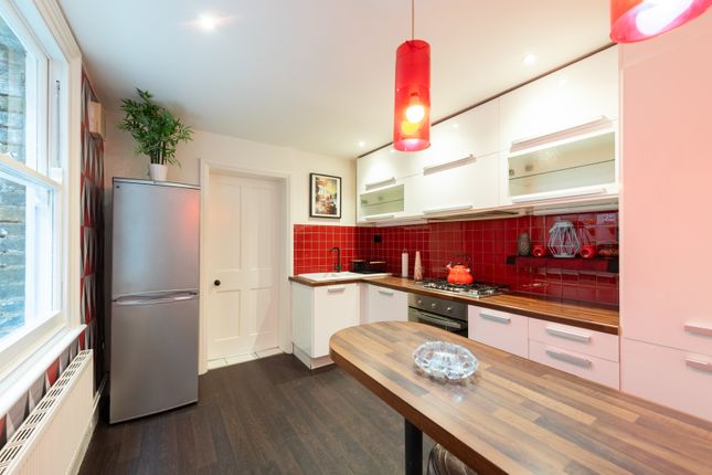 55, Derbyshire Street, London photo 2