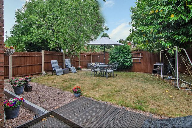 23, Wyre Close, Walsall photo 2