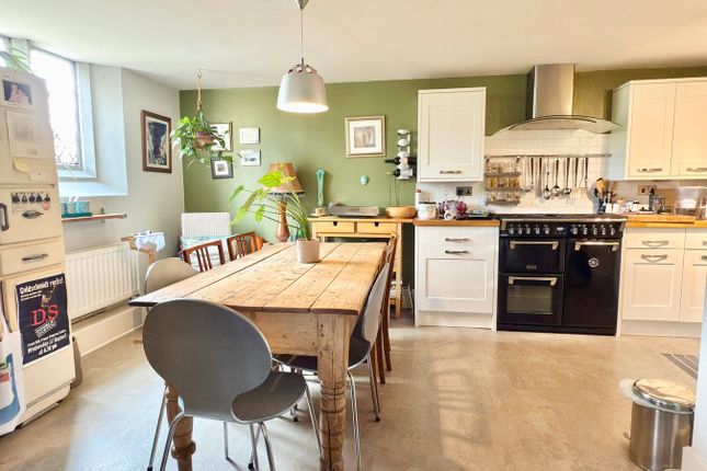 2 September Cottages, Mythe Road, Tewkesbury photo 2
