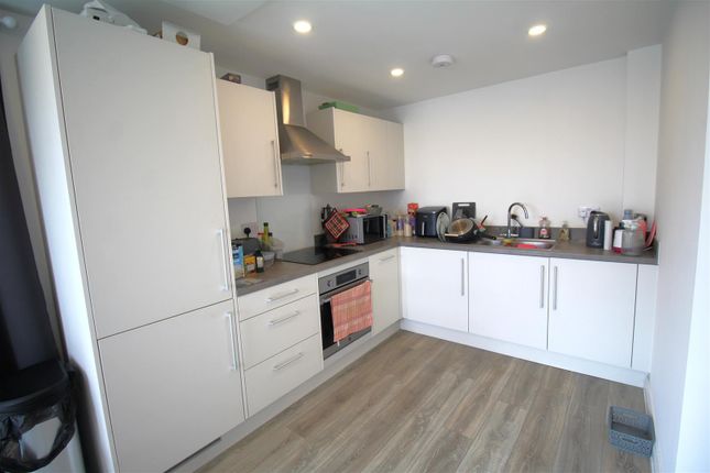 Flat 5 Kristi House, New Town Apartments, Newtown Road, Ashford photo 4