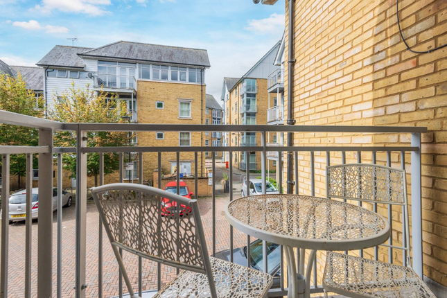 Town house to rent in Bingley Court, Rheims Way, Canterbury Centre