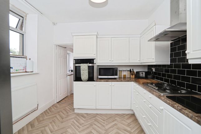 34, Graig Y Fedw, Caerphilly photo 2
