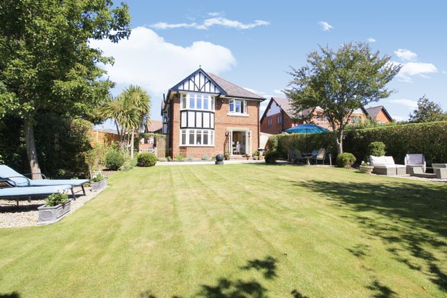 Thumbnail Detached house to rent in Dodleston Lane, Pulford, Chester