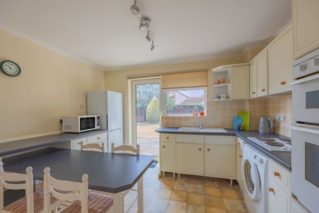 34, Dillons Road, Taunton photo 2