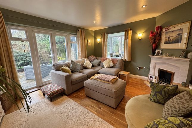 Jaytrees, 5a, Manor Lea Close, Milford photo 2