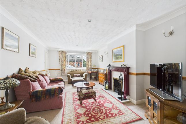 24, Anne Hathaway Drive, Gloucester photo 4