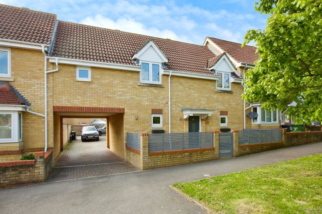 Property for sale in Deer Walk, Hedge End, Southampton
