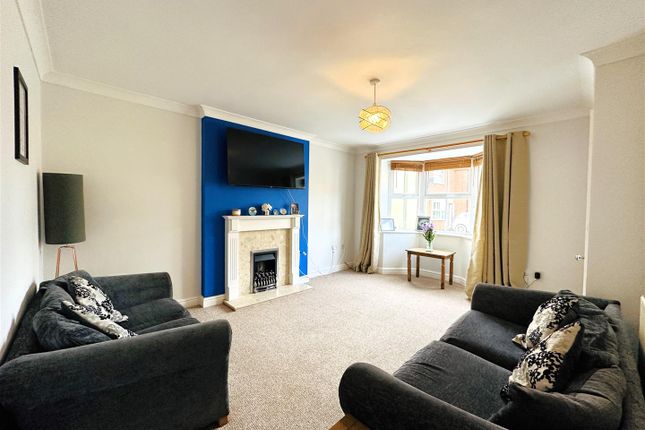 4, Sandfield Green, Market Weighton York photo 2
