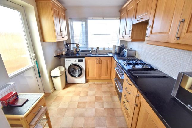1, Fisher Close, Eastbourne photo 4