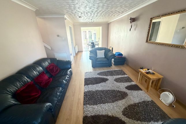 15, Walsh Grove, Birmingham photo 2