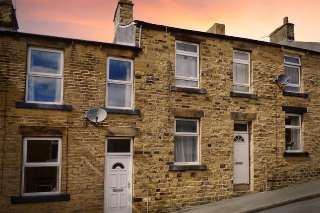 Thumbnail Terraced house for sale in Russell Street, Skipton
