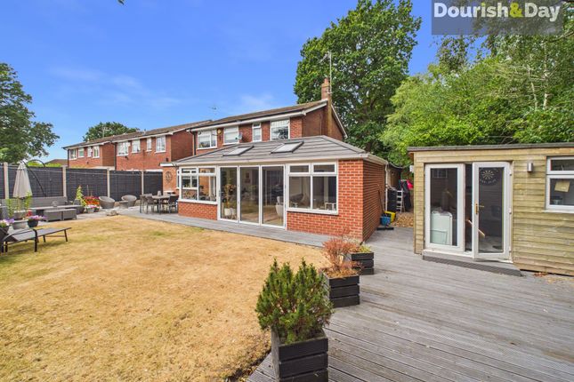 8 Leighswood, Stafford photo 4