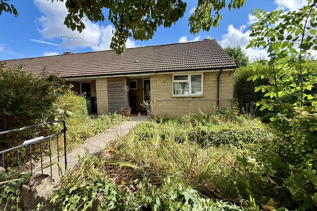 1-bed house on 25, Wessex Road, Chippenham, £70,000