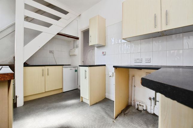 6, Belle-Vue, Hull photo 2