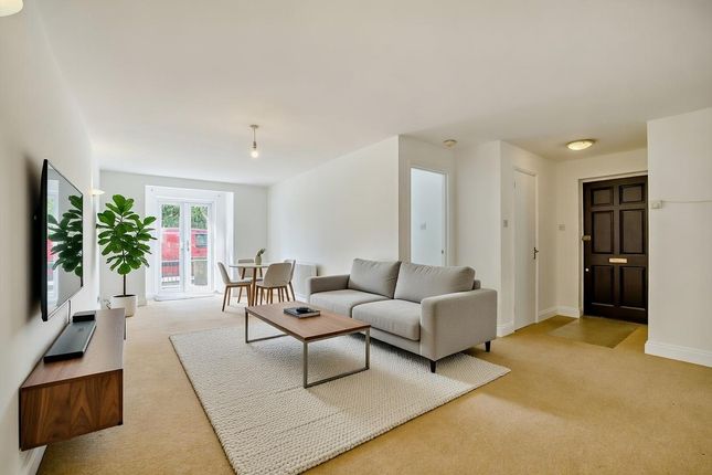 Flat 5 Chestnut Place, Thurnham Lane Bearsted, Maidstone photo 2