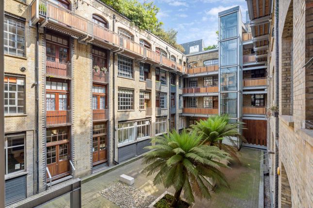 Flat for sale in Shepherdess Walk, London