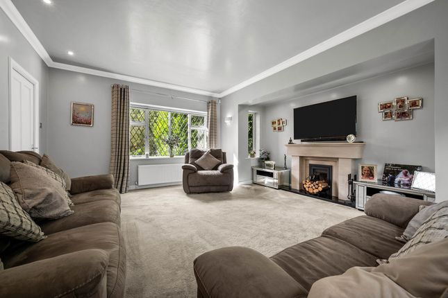 Broadoak, 25 Park Road, Disley photo 5
