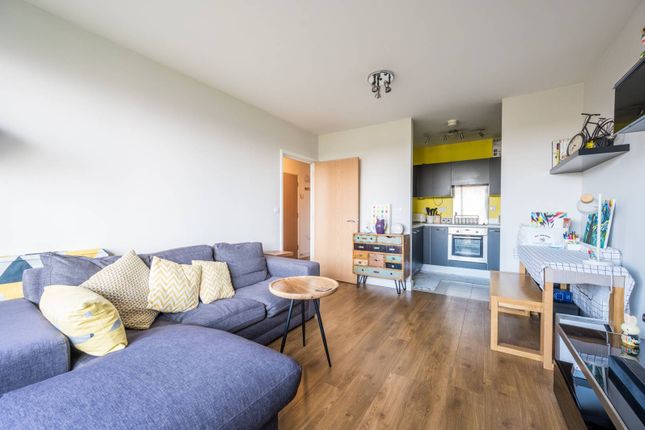 Thumbnail Flat to rent in Devons Road E3, Bow, London,