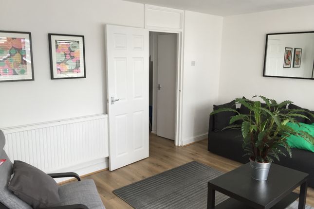 Thumbnail Flat for sale in Cliff Walk, Canning Town