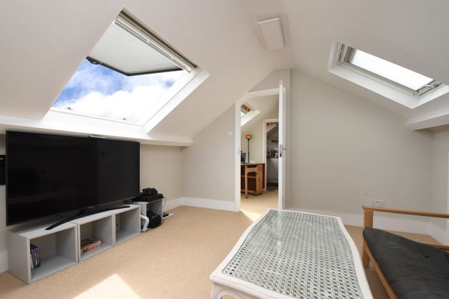 Flat 5, Haling Park Road, South Croydon photo 4