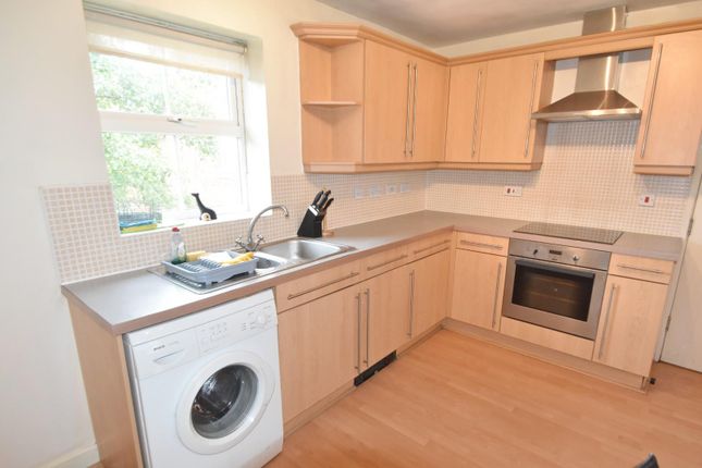 16, New Bridge Gardens, Bury photo 4