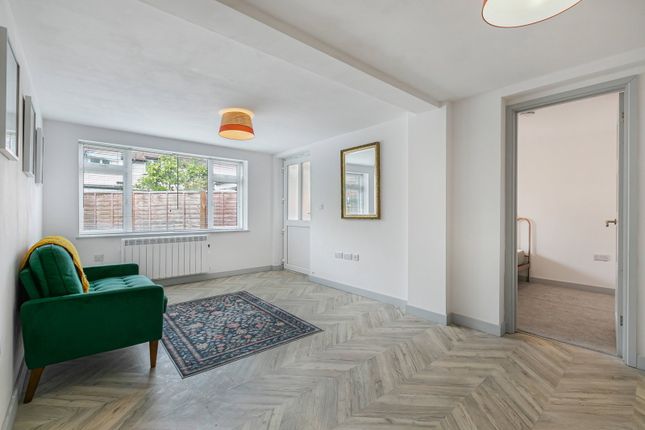 Fileturn House,2, Church Road, Leatherhead photo 2