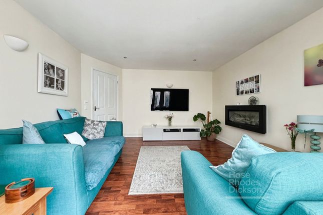 133, Sylvan Drive, Isle of Wight photo 3