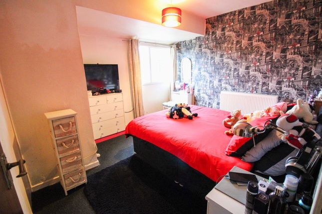 40, Hindon Walk, Scunthorpe photo 5