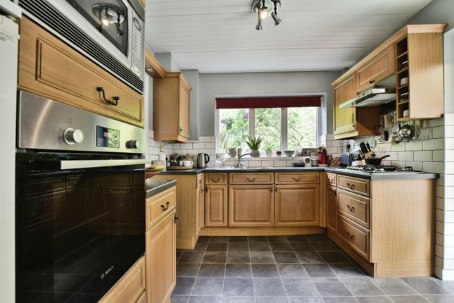 114, Dean Drive, Cheshire photo 4