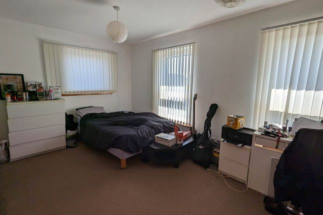 Town house to rent in Friary Gardens, Dundee
