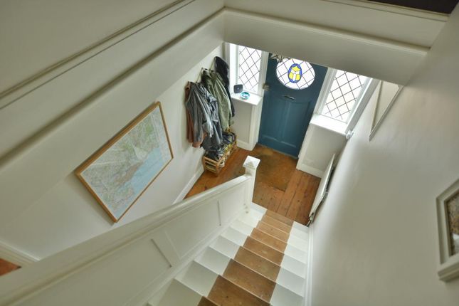 36, Oakley Hill, Wimborne photo 2