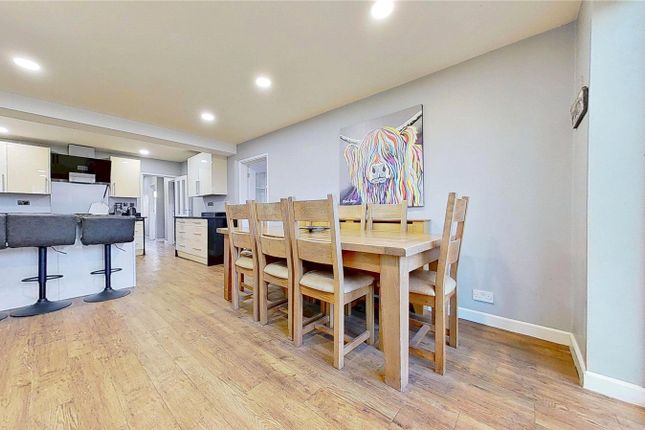 24, Greenoaks, West Sussex photo 4