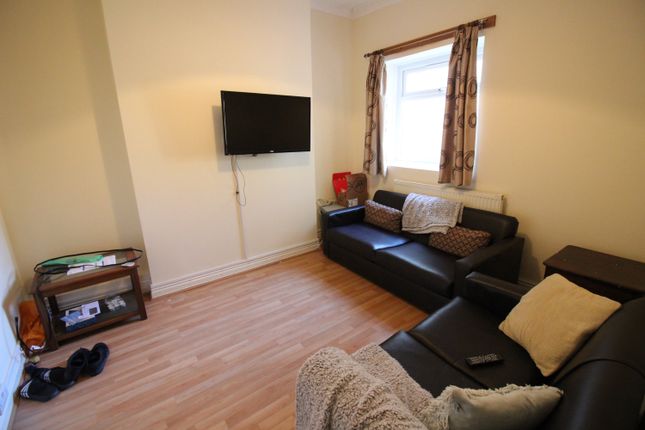 4-bed terraced on 10, Coburn Street, Cardiff, £2,160/mo